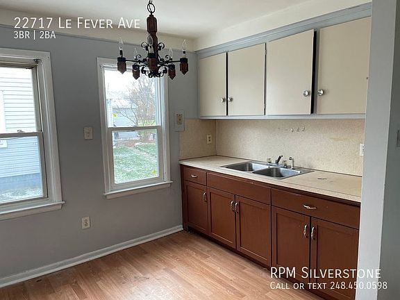 3rd image of 22717 Le Fever Ave