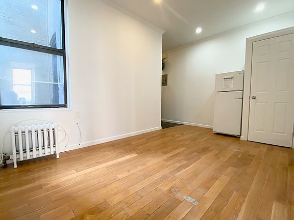 2nd image of 348 E 66th St APT 4F