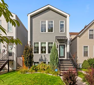 3534 N Kolmar Ave, Chicago, IL, 60641
