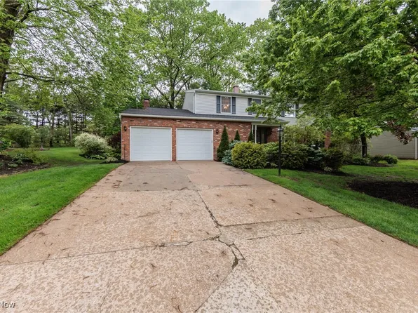 10222 Deer Run, Brecksville, OH 44141