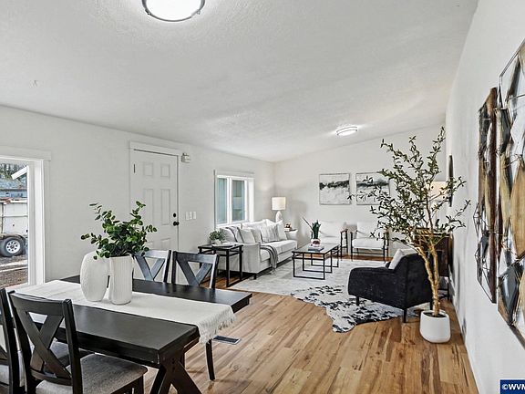 4th image of 3735 Knox Butte Rd E