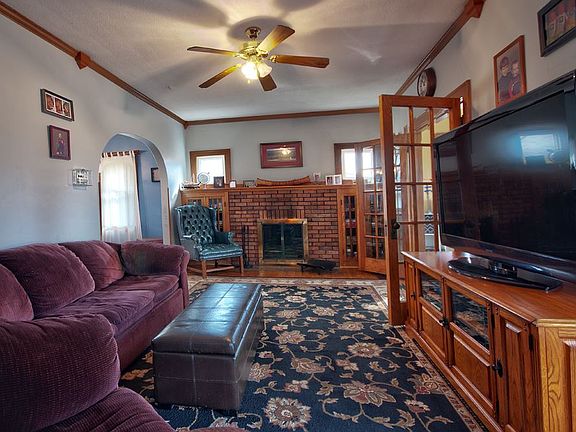 4th image of 1327 McKinley Ave