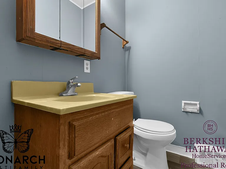 3159 Stephen Dr S — Photo 44