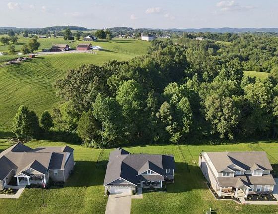 5th image of 75 Lake Ridge Rd
