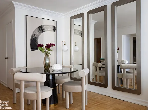 411 East 53rd Street image 4 of 8