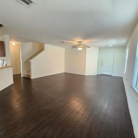 7020 Doyal Dr — Photo 2
