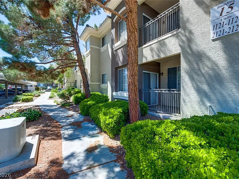 9050 W Warm Springs Rd #2123 — Photo 2