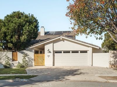 1086 Vallejo Cir, Costa Mesa, CA, 92626