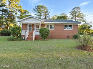 601 Winfrey Street, Clinton, NC 28328