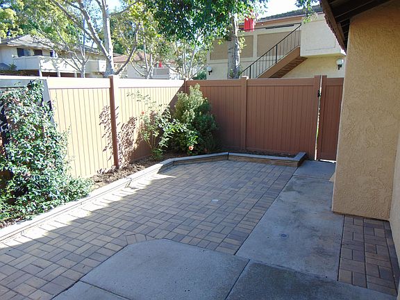 4th image of 646 Doyle Ln