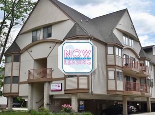 57 E Chalmers, Champaign, IL 61820