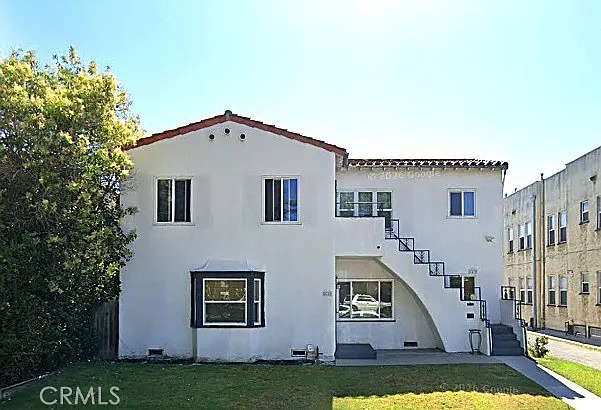 4228 8th Ave