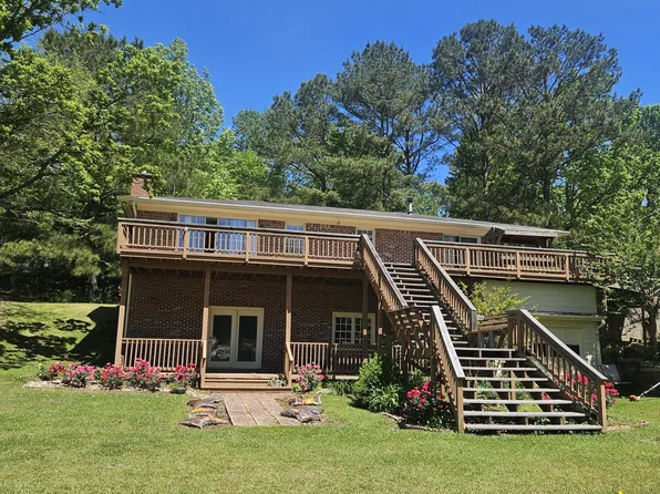 131 Twin Pine Dr, Jacksons Gap, AL 36861