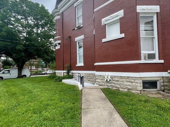300 Berry Ave