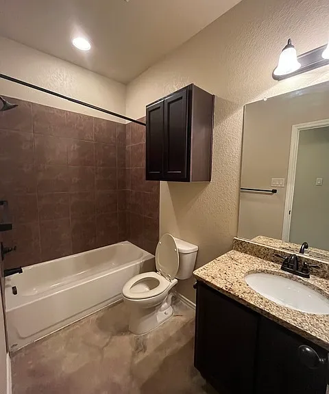 168 Joanne Cv — Photo 10