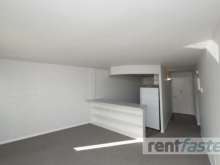 303 9a St NW — Photo 23