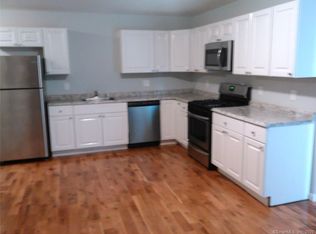 1406 Stratford Ave #F, Bridgeport, CT 06607