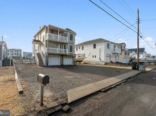 333 Kingfisher Rd, Tuckerton, NJ 08087