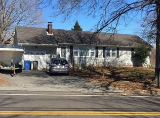 36 Forest Ave, Middletown, RI 02842