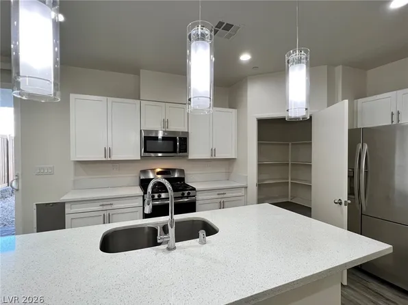 1586 Tilman Ln, Boulder City, NV 89005