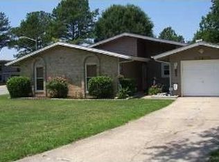 4244 Grove Ct, Virginia Beach, VA 23462