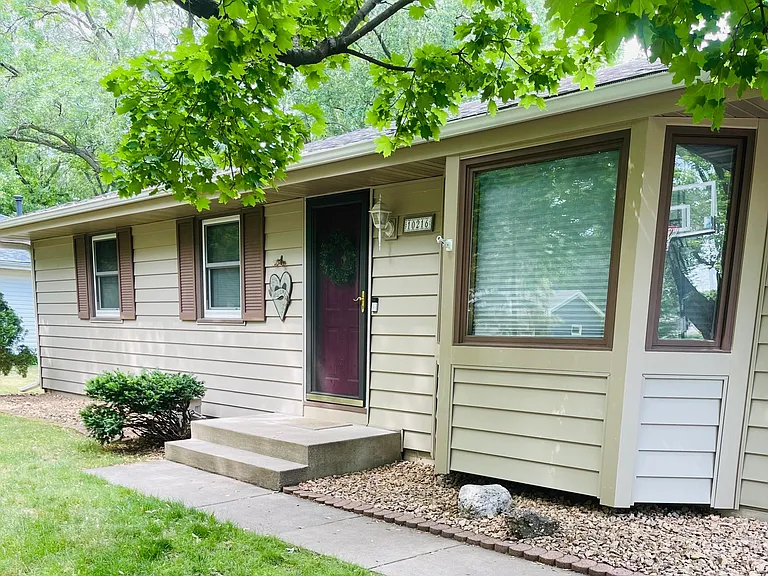 10216 Washburn Cir S — Photo 16