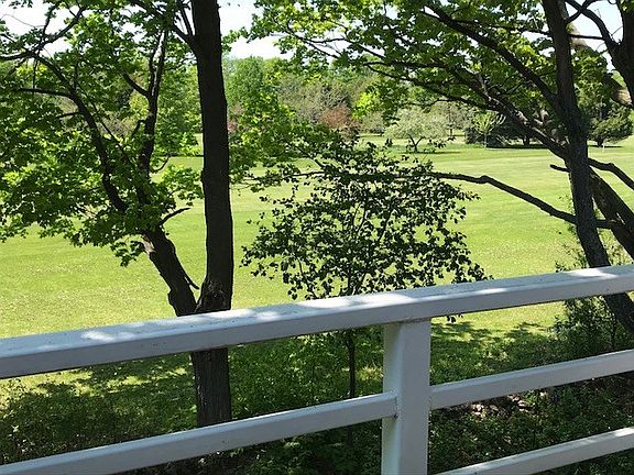 5th image of 10567 Westwood Dr Unit 7