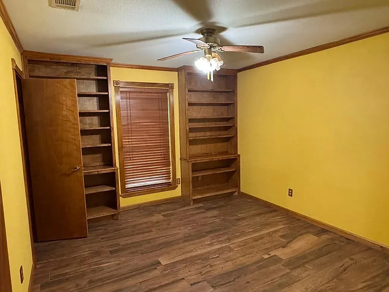 29530 Stockdick Rd — Photo 11