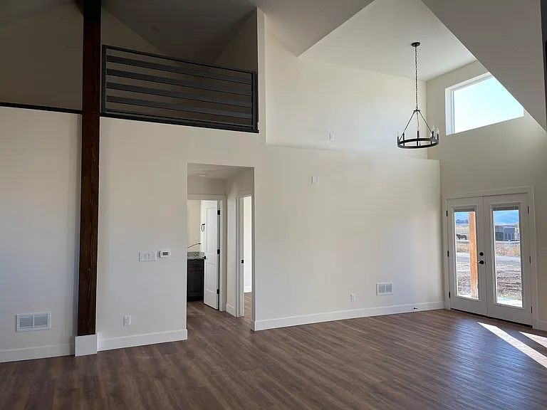 Farmhouse Flats Rd — Photo 10