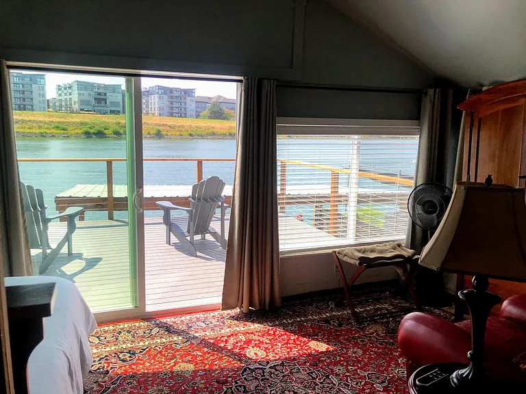 2nd story master deck, amazing sunsets & stargazing