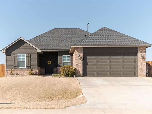 2nd image of 14325 Meadow Ridge Ln