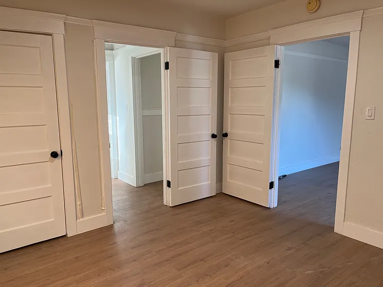 4091 Central Ave — Photo 8