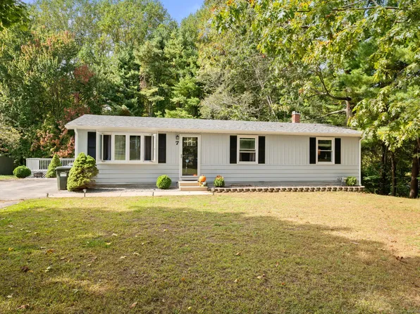 7 Cedar Lane, Norwich, CT 06360