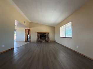 20986 Cayuga Rd, Apple Valley, CA 92308