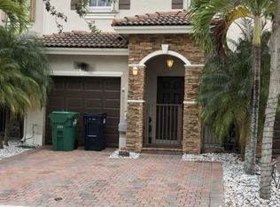 8942 SW 226th Ter, Cutler Bay, FL 33190