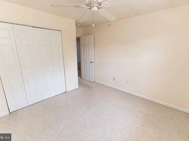 3500 Sanibel Cir #3516 — Photo 36