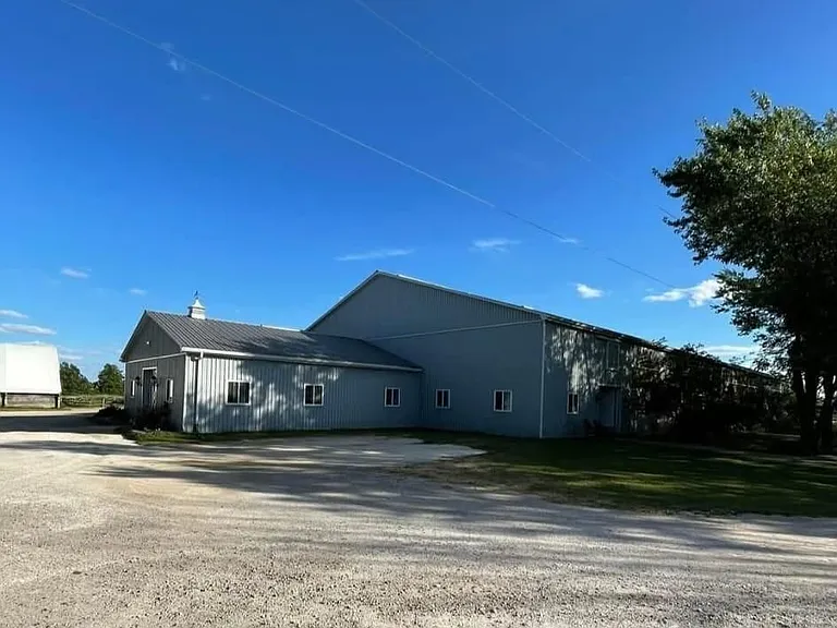 18743 Saint Andrews Rd N #BARN AND ARENA — Photo 12