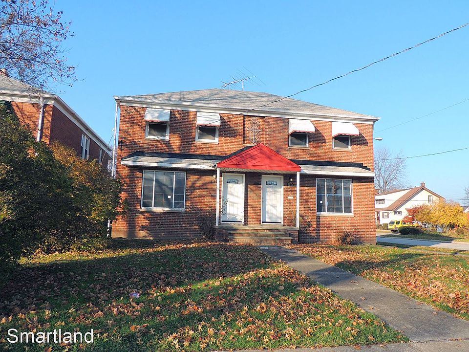 1st image of 710 E 222nd St