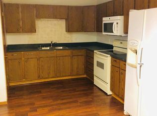 111 W Main St APT 2, Calmar, IA 52132