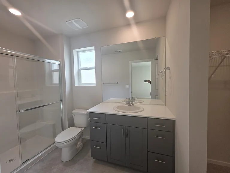 11033 SE 194th Pl — Photo 23