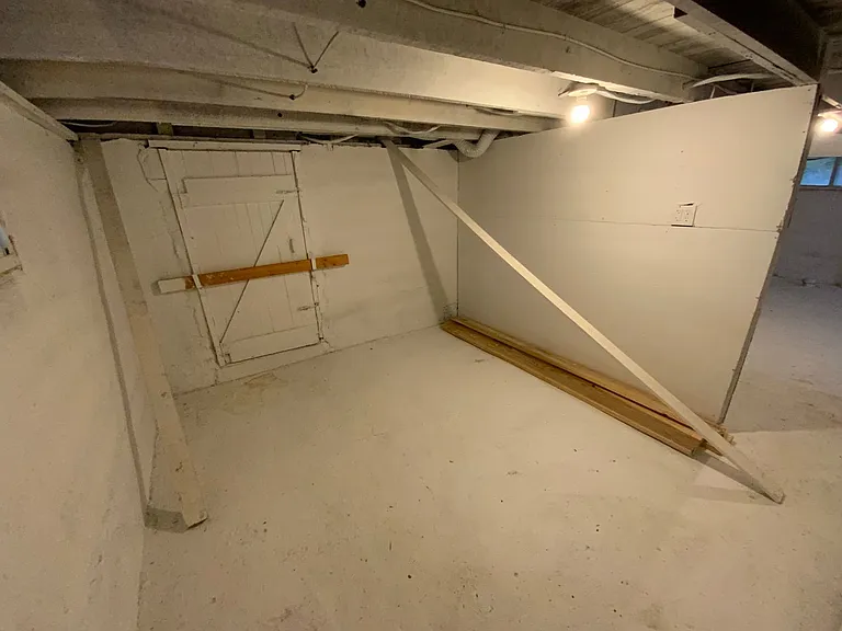 1104 Coats St — Photo 35