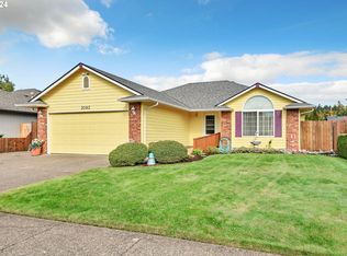 2082 Clark Ave, Cottage Grove, OR 97424