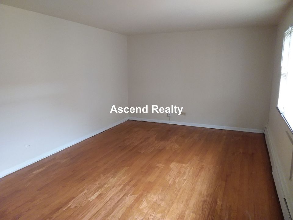1st image of 7818 S South Shore Dr APT 3C