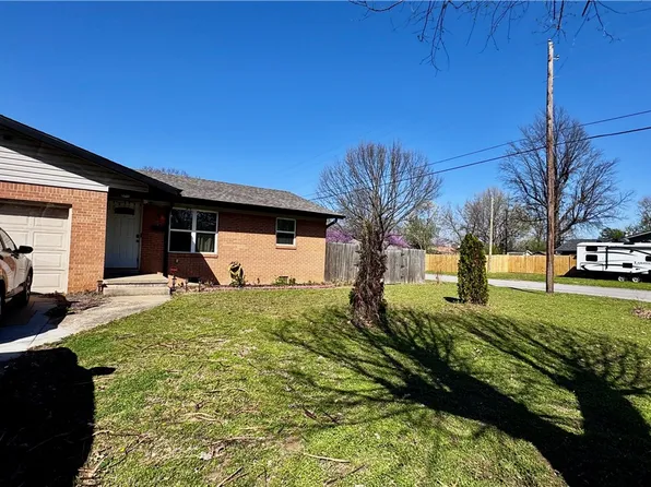 2000 A & B Dee Ave, Springdale, AR 72762