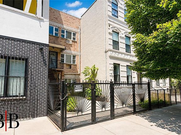 3rd image of 166 Stuyvesant Ave