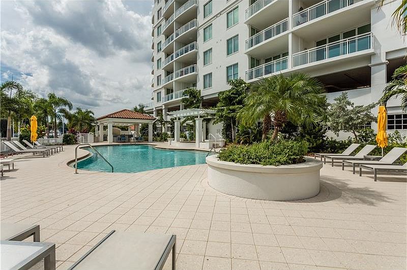 1st image of 1325 Snell Isle Blvd NE Unit 603