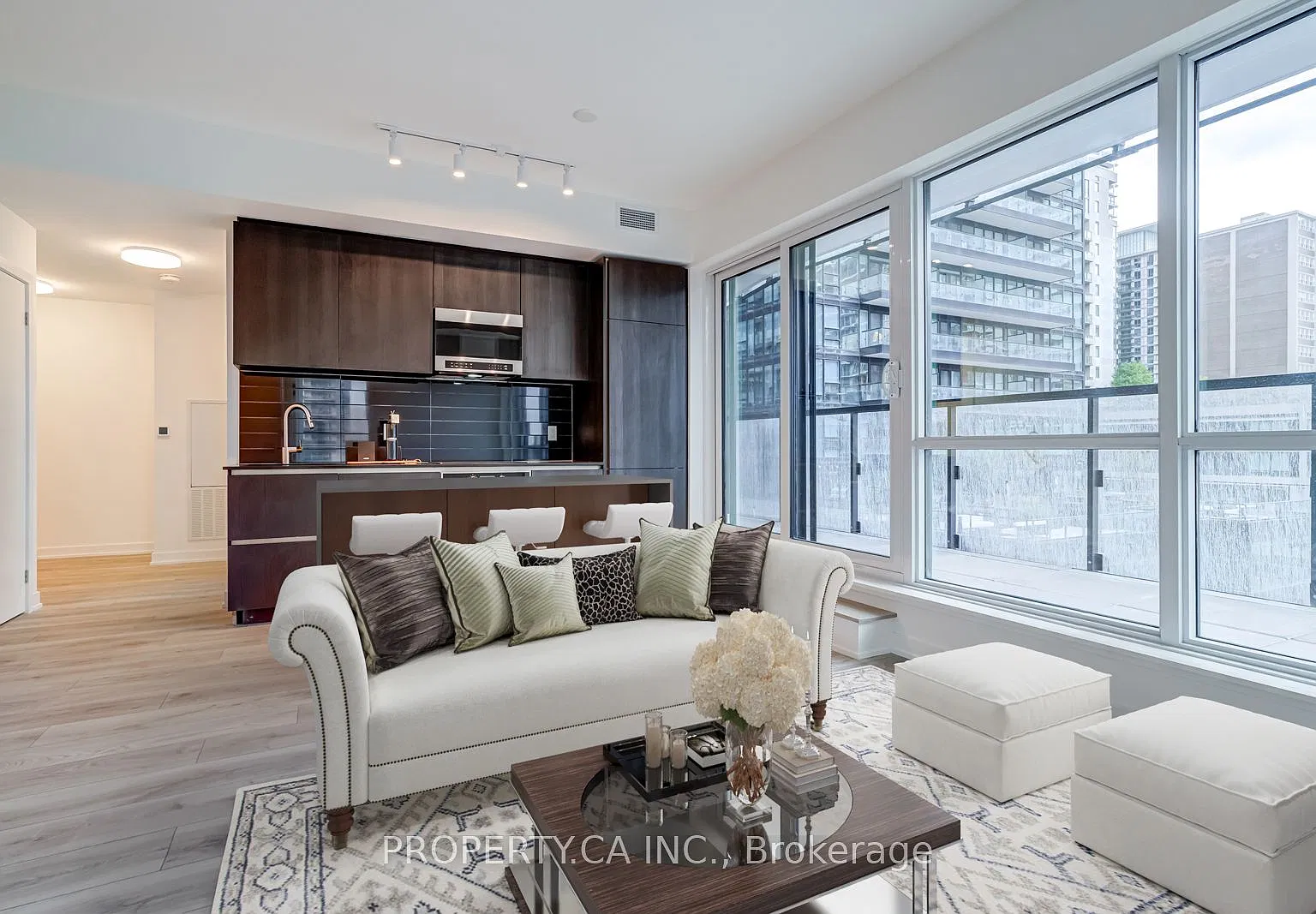 2 bed, $3,200 — Photo 1