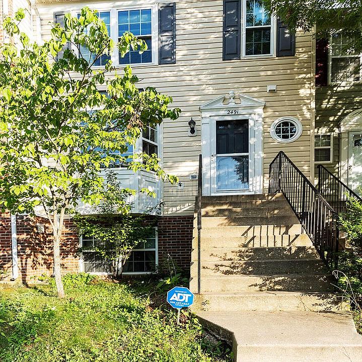 1st image of 2491 Wentworth Dr