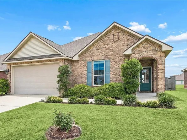 125 E Lake Ct, Slidell, LA 70461