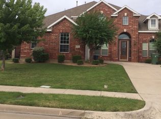 202 Odyssey Ln, Mansfield, TX 76063